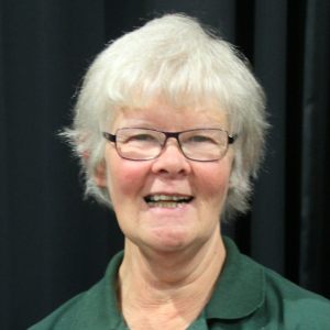 Head and shoulders photograph of Gwyneth Carter.